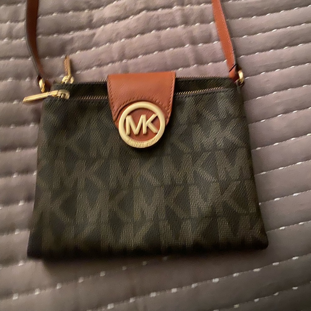 Michael Kors Crossbody